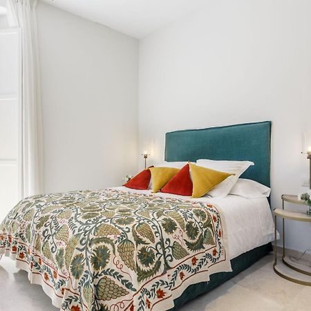 Apartamento Living By Cathedral Seville Exterior photo
