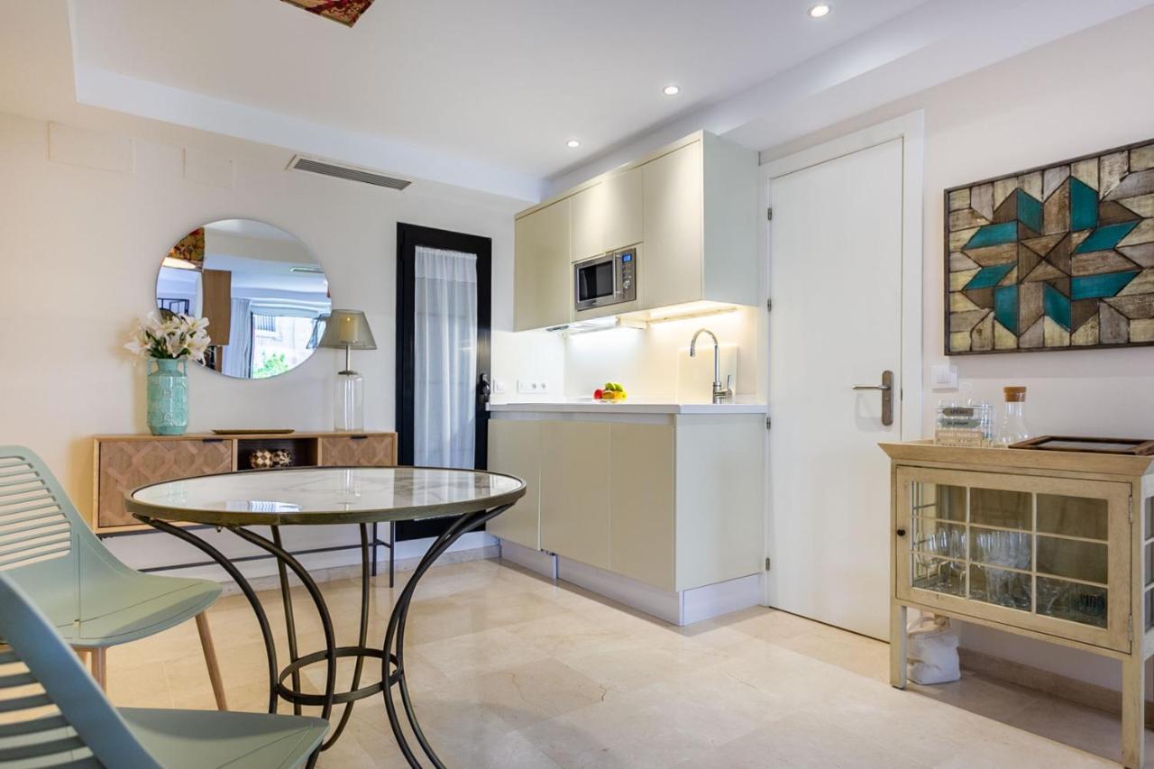 Apartamento Living By Cathedral Seville Exterior photo